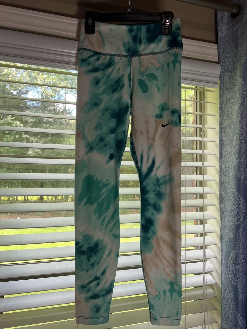 Nike Dri-FIT Women’s XS Tie Dye High Rise Athletic Leggings